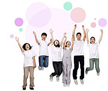 第五重創(chuàng)就業(yè)服務(wù)：全國性校友協(xié)會(huì)，溝通無限。 