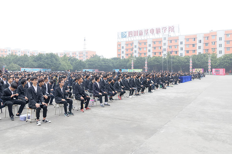 消防演練進(jìn)校園，為新華學(xué)子撐好防護(hù)傘