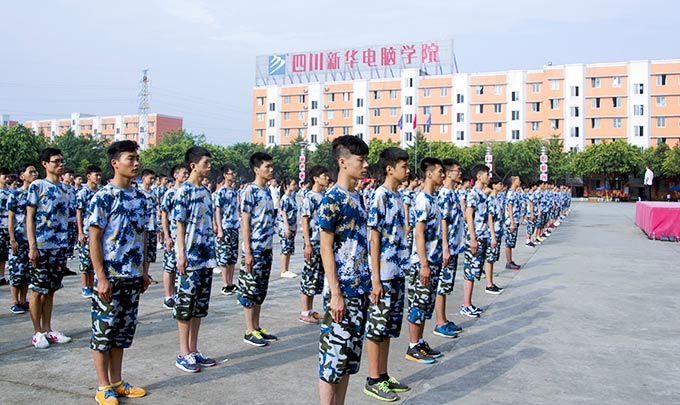 我院2016秋季軍訓(xùn)大片已拉開序幕！