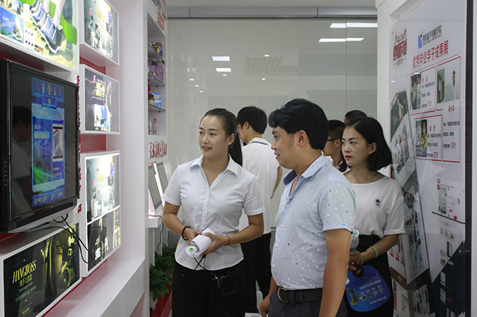 老師來了，行業(yè)大咖講述關(guān)于設(shè)計師的那些事