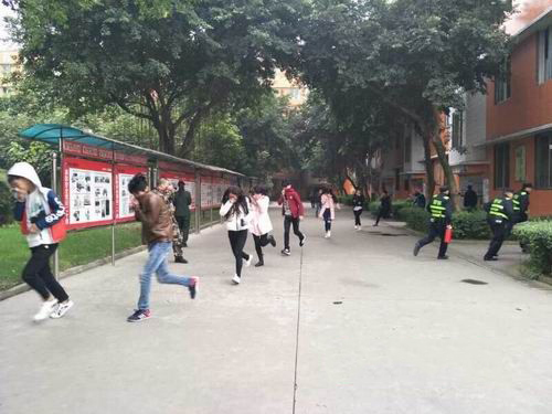 開展消防演練，增強消防安全意識