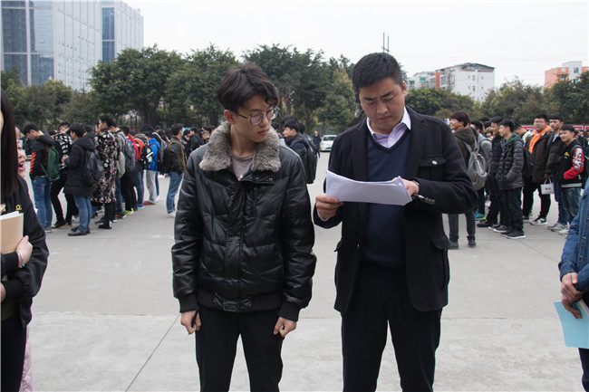 長(zhǎng)得帥氣是優(yōu)勢(shì)，活得帥氣才是本事