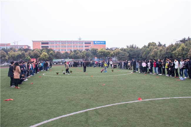 在新華|我們的運(yùn)動會與別家的不一樣