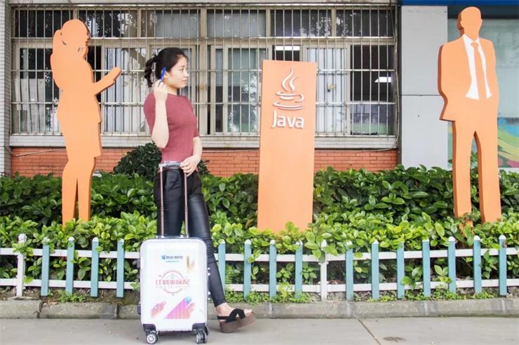 這一次，不管你在哪，我們陪你過端午。