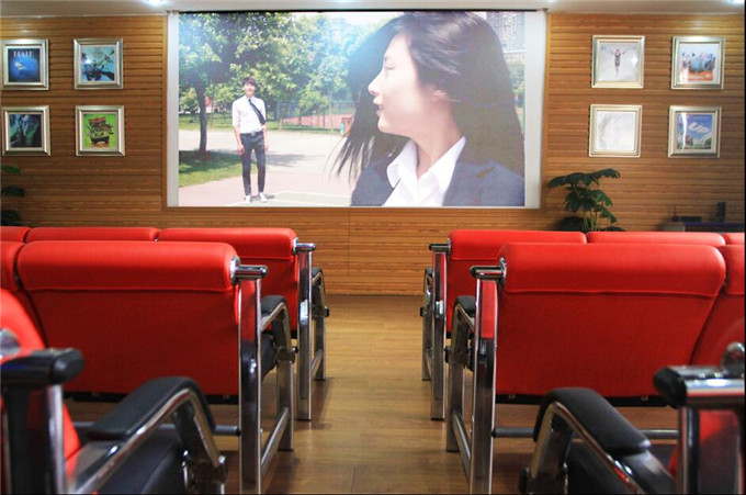 競技時代CEO李金龍老師已抵蓉，下午開講！