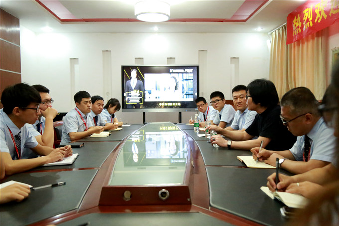 《老師來了》燃爆龍城，帶你解鎖整合營銷新姿勢