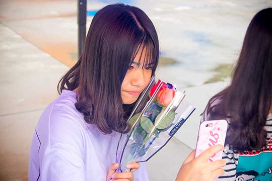 四川新華：在七夕節(jié)里，我們甜蜜蜜的開學啦