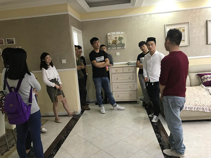 企業(yè)參觀行——從實戰(zhàn)出發(fā)，提高動手能力