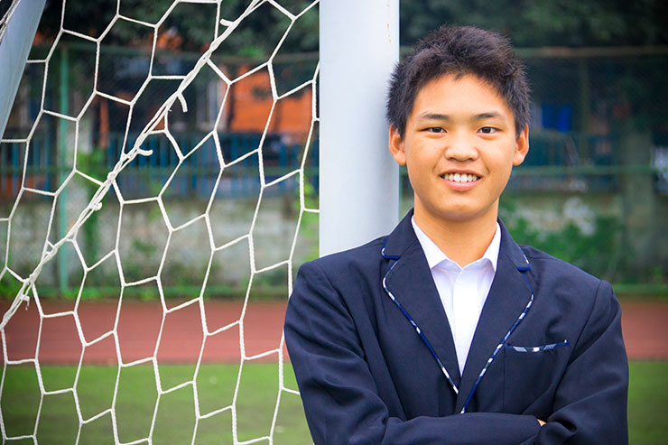 學(xué)校環(huán)鏡不錯(cuò)，實(shí)踐課程很多