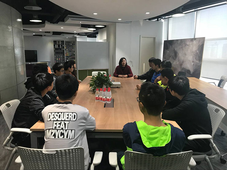 四川新華學(xué)子企業(yè)行:走進(jìn)四通瑞坤有限公司