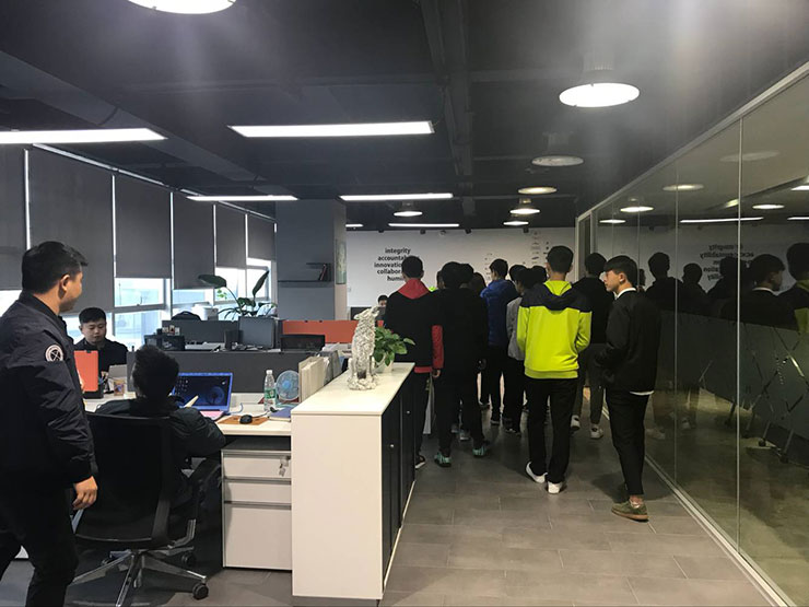 四川新華學(xué)子企業(yè)行:走進(jìn)四通瑞坤有限公司