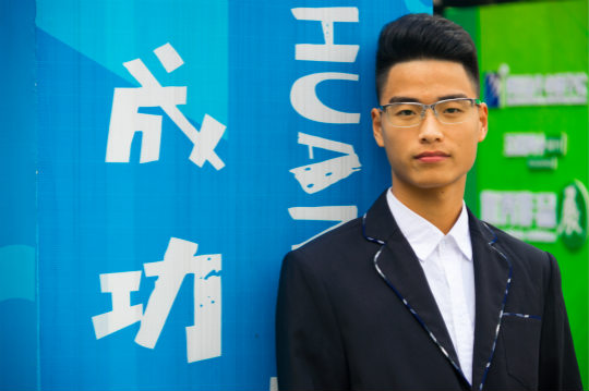 如果你遇見(jiàn)過(guò)四川新華，其他學(xué)校都變成將就