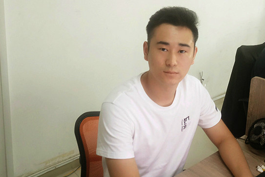 優(yōu)秀就業(yè)學(xué)子姜曉:從普通文員到網(wǎng)站設(shè)計(jì)師的逆襲