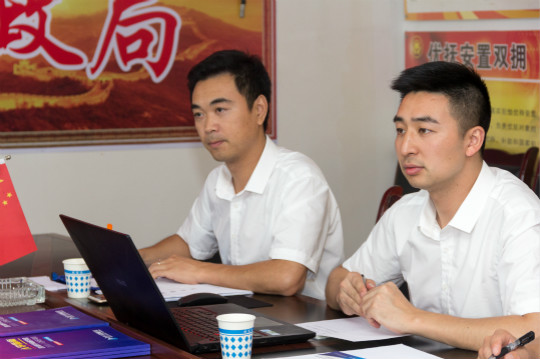 熱烈祝賀四川新華電腦學(xué)院對口松潘縣電商扶持項目成功簽約!