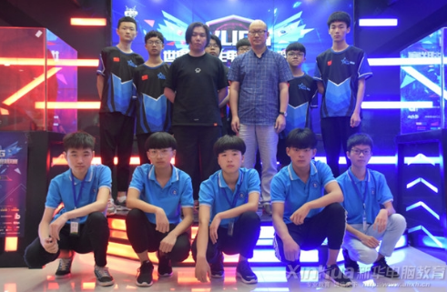 新華攜手北京競技時代 再燃你的電競夢想