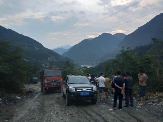 一路北上，四川新華松潘電商幫扶攻堅(jiān)戰(zhàn)吹響沖鋒號(hào)