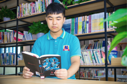 做一個(gè)有溫度的小青年，選擇大于努力，夢(mèng)想永不止步