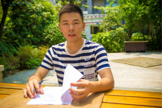 一條路走到底，用一顆創(chuàng)業(yè)赤子心來成全自己