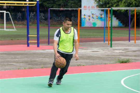 四川新華趣味運(yùn)動(dòng)會(huì)喜迎第34個(gè)教師節(jié)