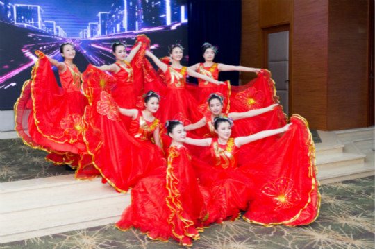 【情系教育 愛(ài)在新華 從心出發(fā)】四川新華隆重慶祝第34個(gè)教師節(jié)