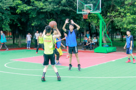 完美收官！四川新華籃球賽火力全開 決賽現(xiàn)場(chǎng)上演強(qiáng)強(qiáng)對(duì)決！