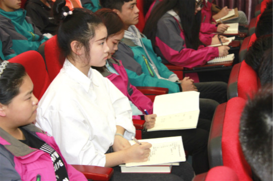 四川新華2018“教學質量百日工程”正式啟動