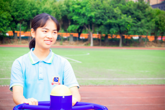 朝前看，看自己，也是風(fēng)景