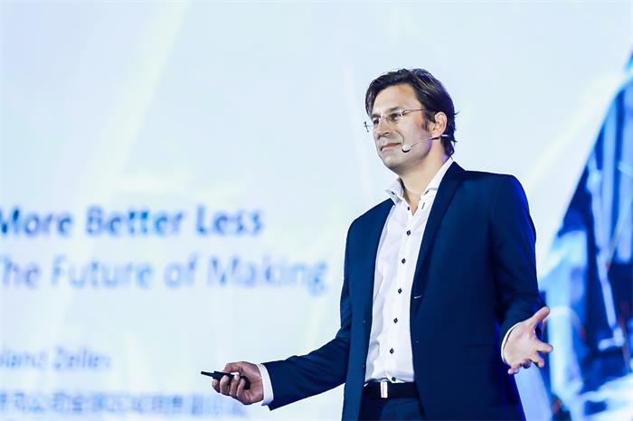 新華出席2018年ACAA教育峰會(huì)，并榮獲“精誠合作獎(jiǎng)”