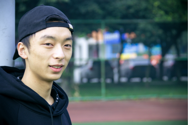 頂著家人反對(duì)，我毅然決然選擇了電競(jìng)專業(yè)