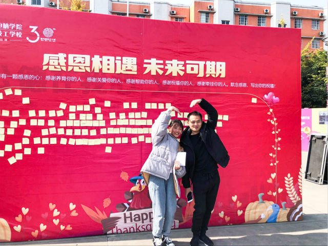 年終盤點(diǎn)（下）：2018年四川新華這些精彩的刷屏活動(dòng)你知道幾個(gè)？