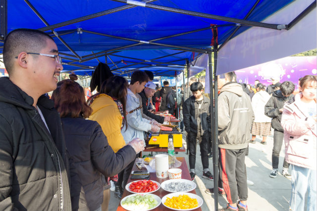 年終盤點(diǎn)（下）：2018年四川新華這些精彩的刷屏活動(dòng)你知道幾個(gè)？