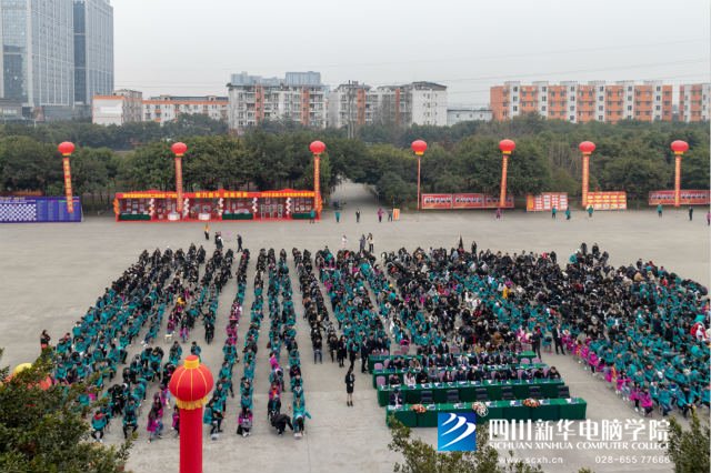 央視關(guān)注新華模式，解析新華學(xué)子為何能夠畢業(yè)即就業(yè)