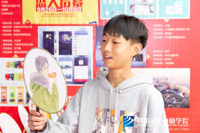 看臉時(shí)代的零零后，如何擺脫枷鎖、負(fù)重前行