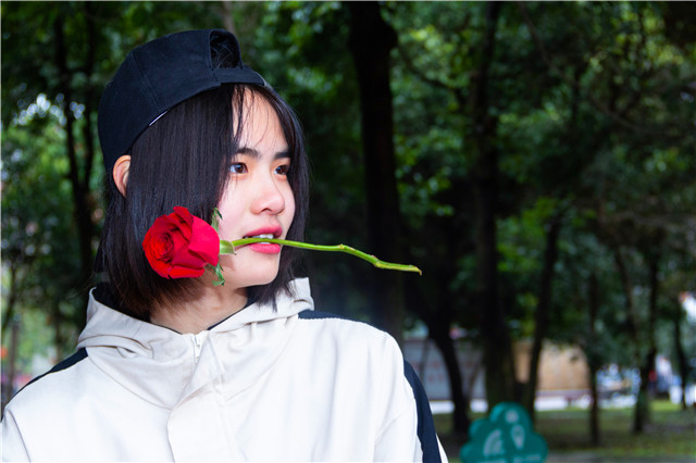 #三月女人天，陽光少女節(jié)#為你歡喜的她投上一票