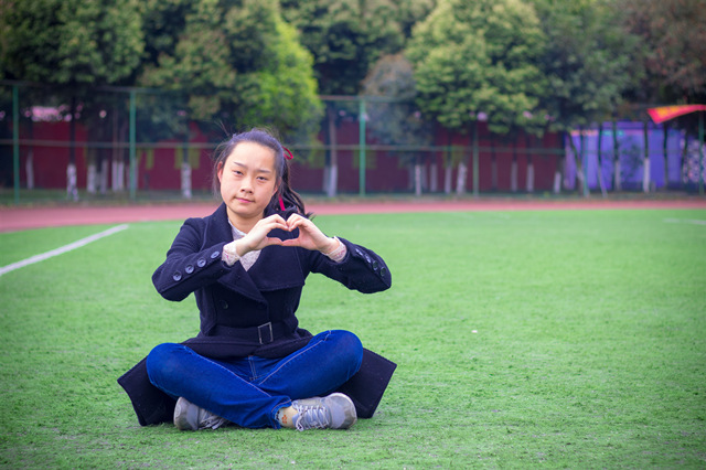 技能點(diǎn)亮人生，爭(zhēng)做企業(yè)爭(zhēng)搶的IT型人才！