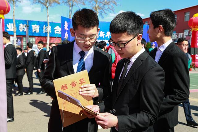 產(chǎn)教融合·創(chuàng)智共贏:入學(xué)即就業(yè)