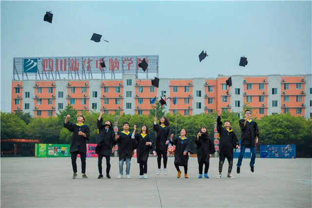 最美畢業(yè)季|此去繁花似錦，歸來仍是少年！