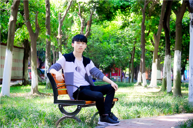 誰(shuí)說(shuō)熱愛(ài)游戲動(dòng)漫不能青春熱血？