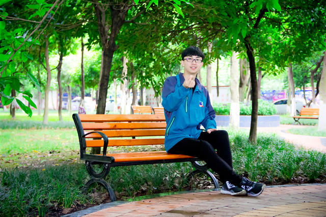 涅槃重生，工作兩年后，選擇新華重新出發(fā)