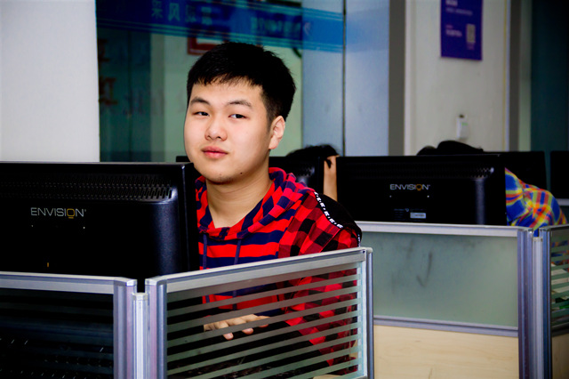 感謝家人的支持，讓我在新華的天空下以夢為馬