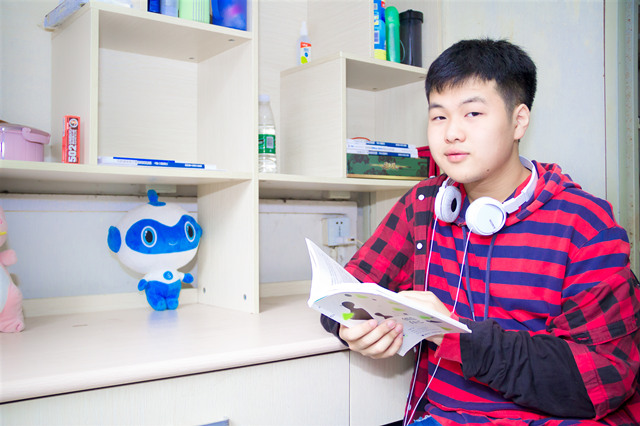 感謝家人的支持，讓我在新華的天空下以夢為馬