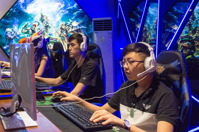 「電競少年 C位出道」韓國游學“超凡之旅”了解下？