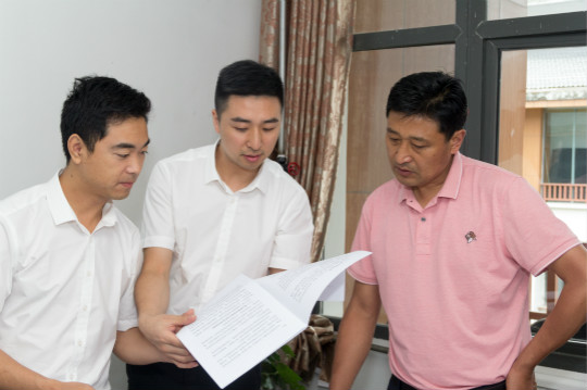 【永恒的初心】新華公益進(jìn)行時(shí)，互聯(lián)網(wǎng)助力農(nóng)村特色產(chǎn)業(yè)行萬(wàn)里！