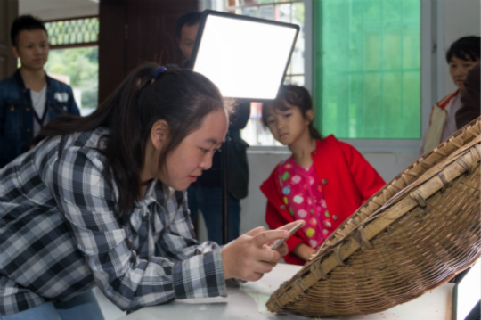 【永恒的初心】新華公益進(jìn)行時(shí)，互聯(lián)網(wǎng)助力農(nóng)村特色產(chǎn)業(yè)行萬(wàn)里！