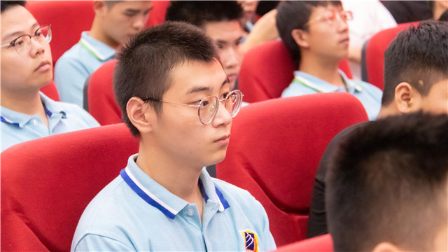 校園開放日之新華名師大講堂探秘數(shù)字藝術(shù)設(shè)計師的發(fā)展前景！