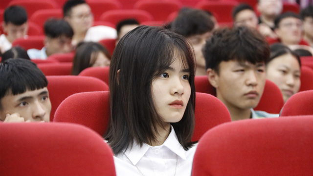 辦好職業(yè)教育，教學(xué)我們是認(rèn)真的！名企大咖新華行