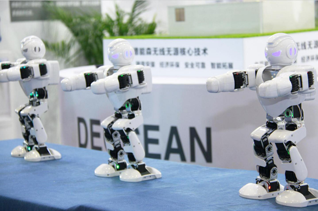 專業(yè)解析|看新華學子如何在校企聯(lián)盟下就業(yè)突圍！