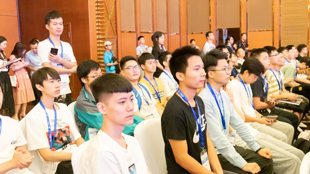 聚焦第十七屆軟洽會，學互聯(lián)網(wǎng)軟件大有可為