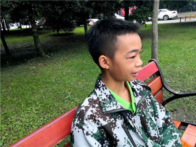 新生故事|不向生活低頭，我來新華證明自己 