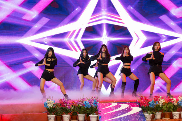 四川新華邀您共賞“歌唱祖國(guó)?圓夢(mèng)新華”大型文藝晚會(huì)